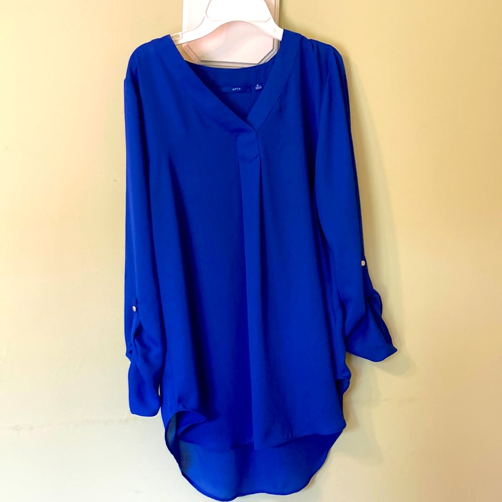 Bright Blue Apt 9 Size M Blouse